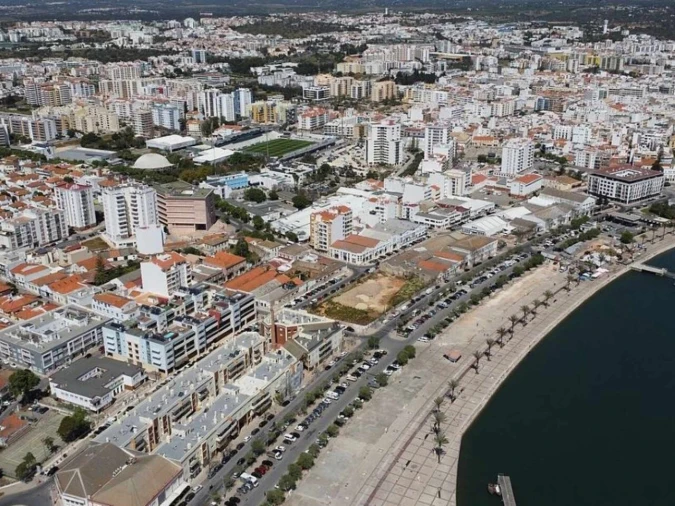 Garagem para Venda em Portimão Foto 8