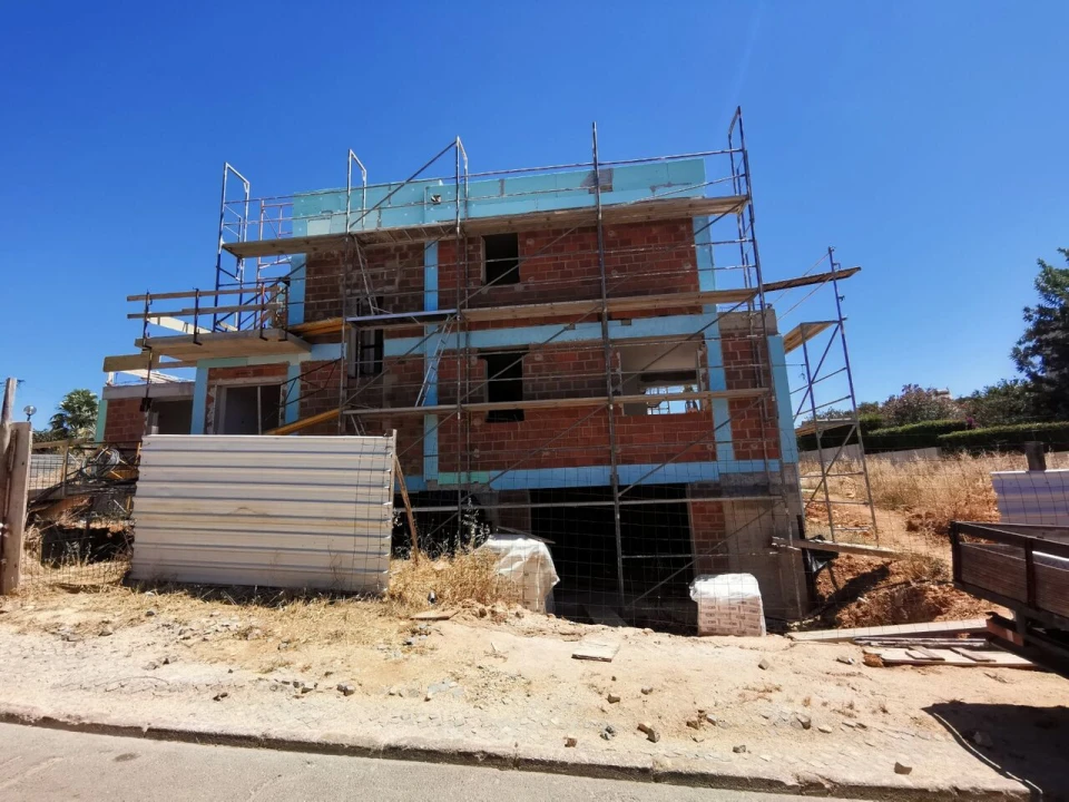 Moradia T4 para Venda em Alvor Foto 3