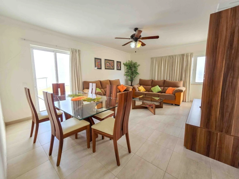 Apartamento T2 para Venda em Portimão Foto 3