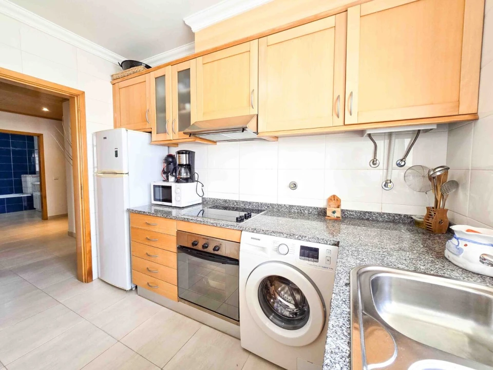 Apartamento T2 para Venda em Portimão Foto 10