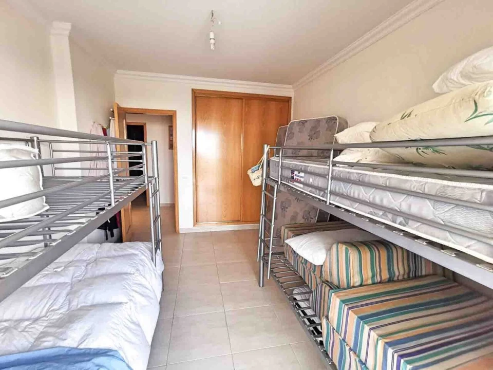 Apartamento T2 para Venda em Portimão Foto 17