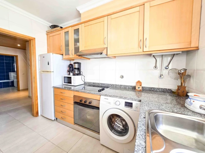 Apartamento T2 para Venda em Portimão Foto 10