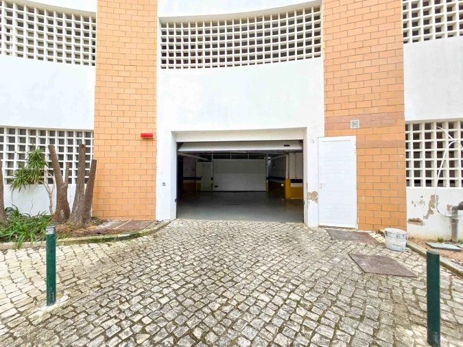 Apartamento T2 para Venda em Portimão Foto 28