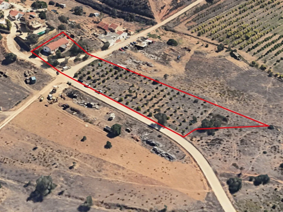 Quinta T3 para Venda em Silves Foto 8