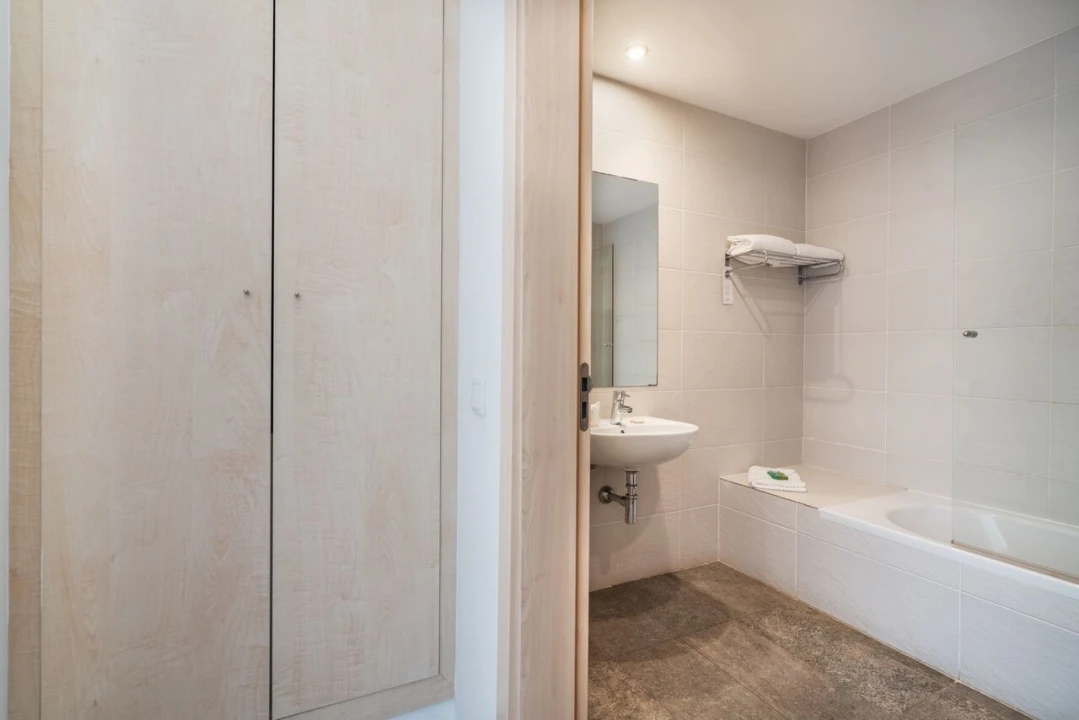 Apartamento T1 para Venda em Mexilhoeira Grande Foto 22