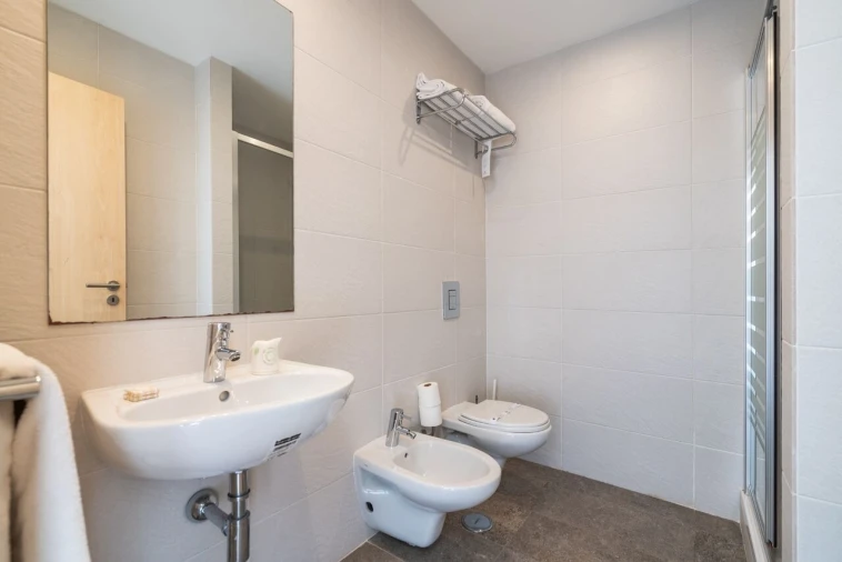 Apartamento T2 para Venda em Mexilhoeira Grande Foto 32