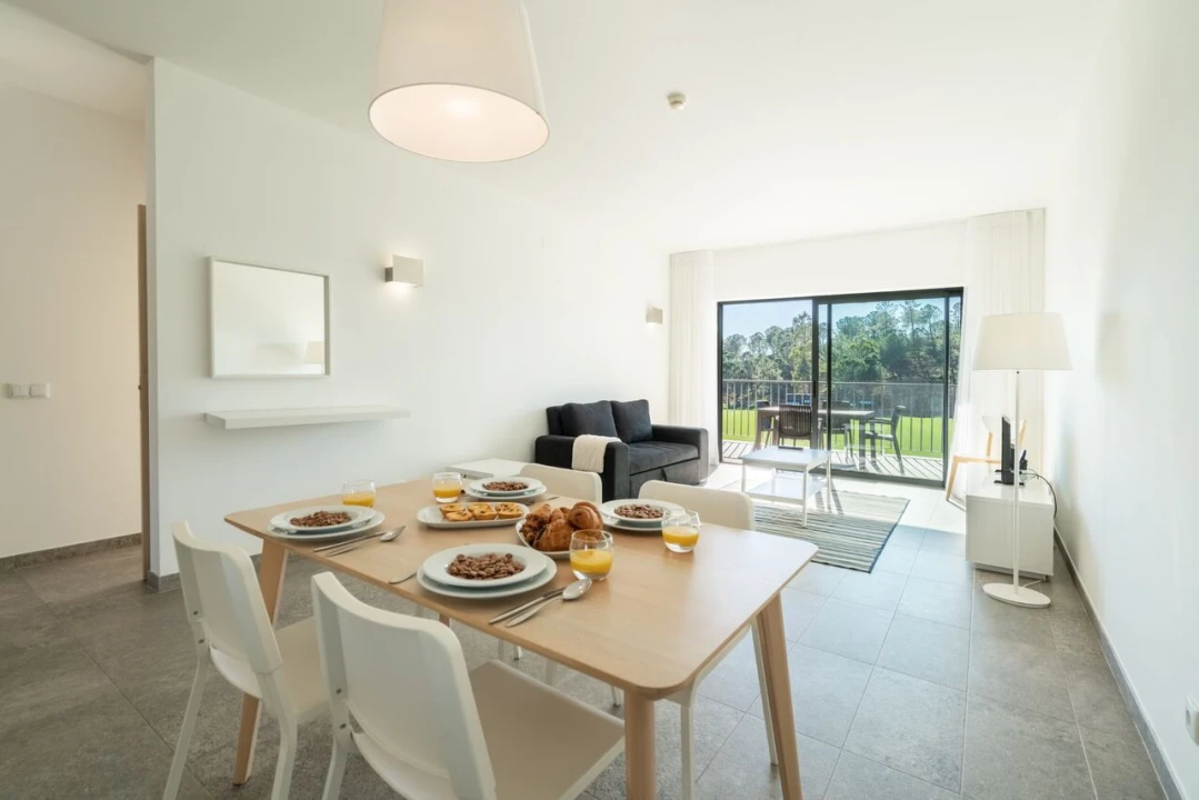 Apartamento T2 para Venda em Mexilhoeira Grande Foto 13