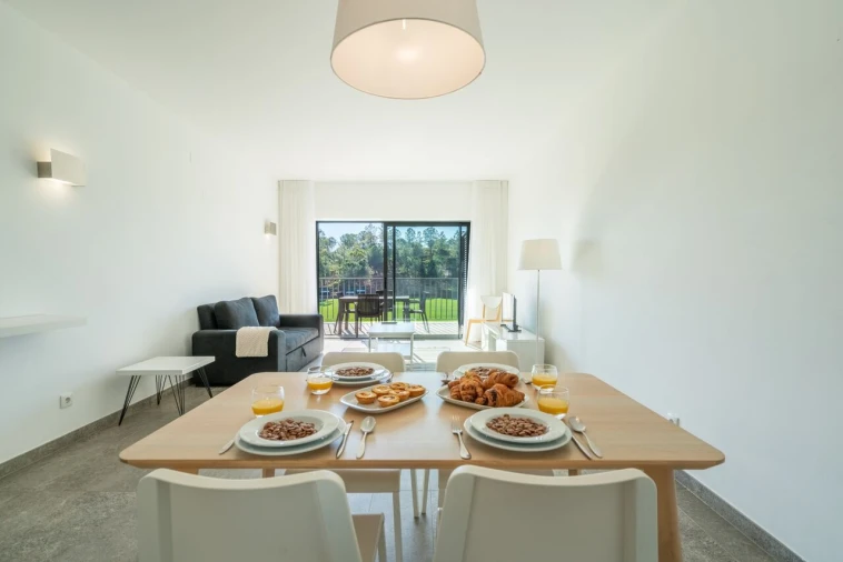 Apartamento T2 para Venda em Mexilhoeira Grande Foto 14