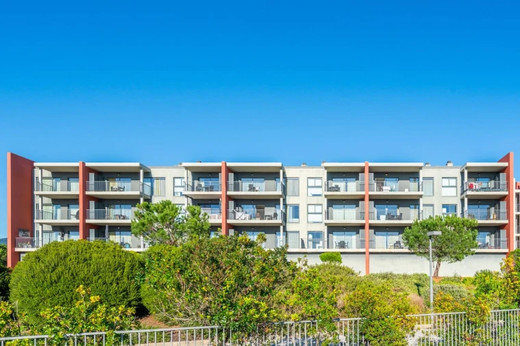 Apartamento T2 para Venda em Mexilhoeira Grande Foto 44