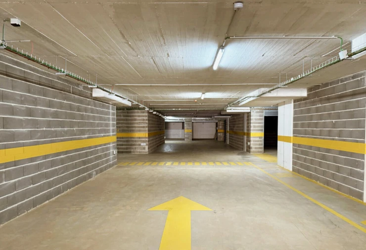 Garagem para Venda em Portimão Foto 4