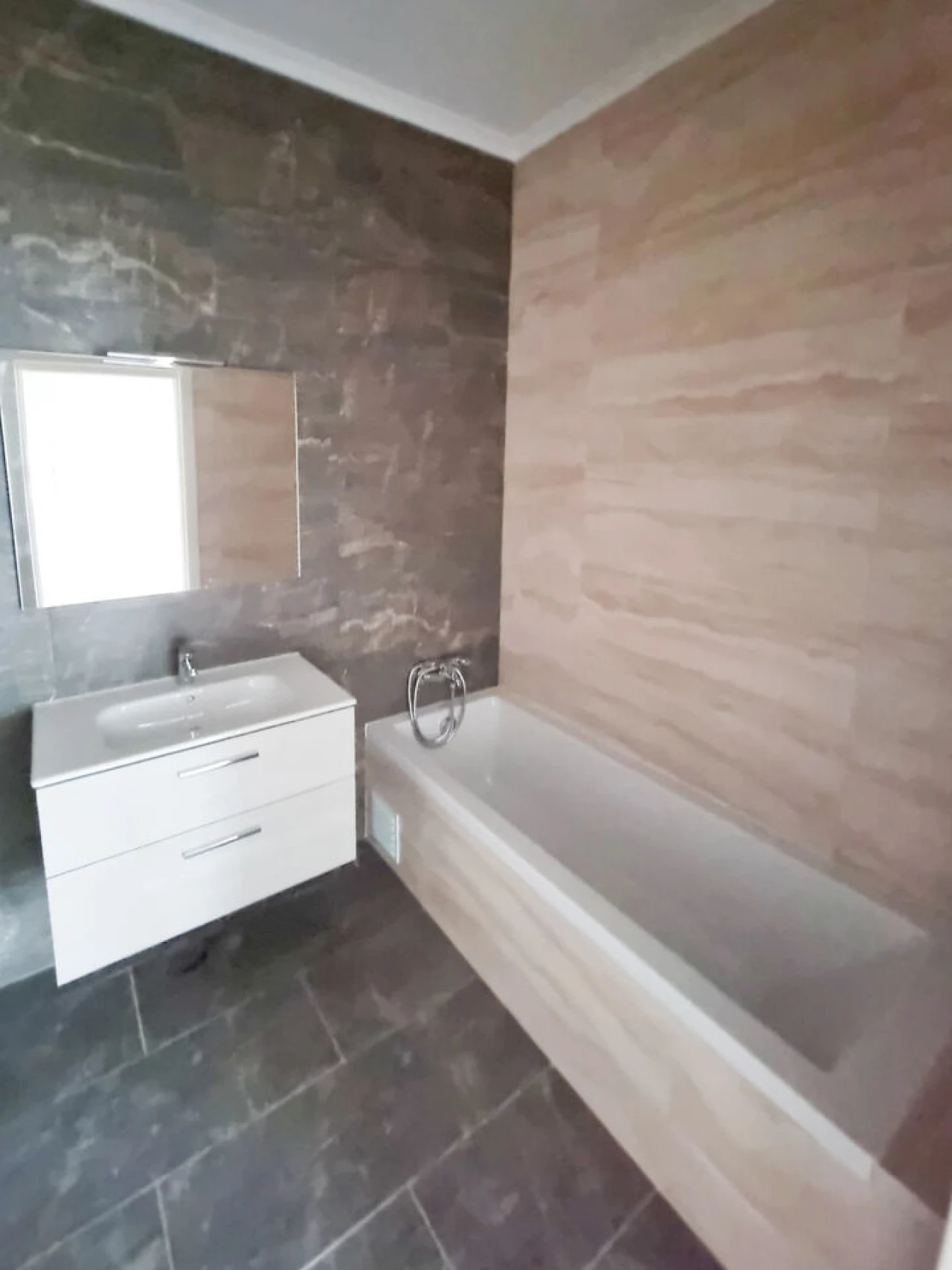 Apartamento T4 para Venda em Portimão Foto 8