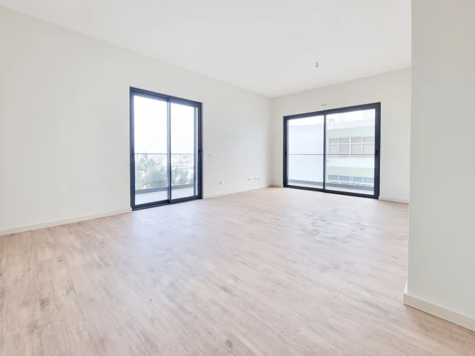 Apartamento T4 para Venda em Portimão Foto 2