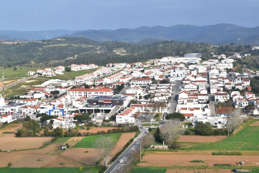 Terreno para Venda em Vila do Bispo e Raposeira Foto 12