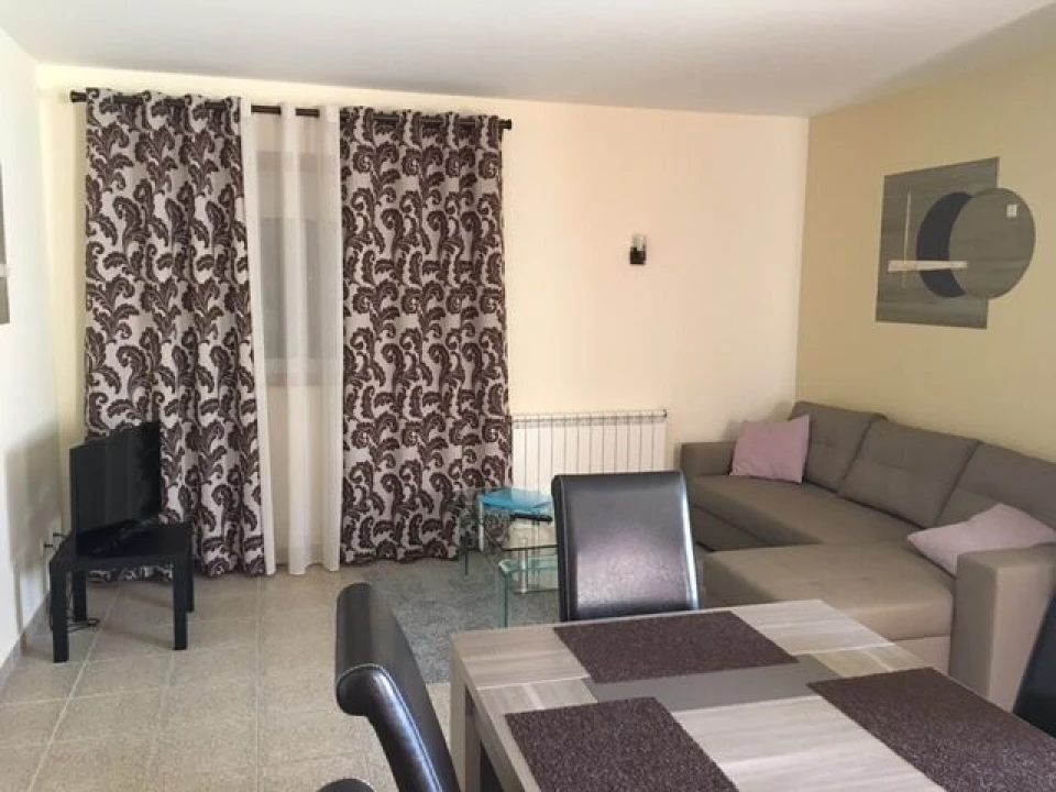 Moradia T9 para Venda em Alvor Foto 6