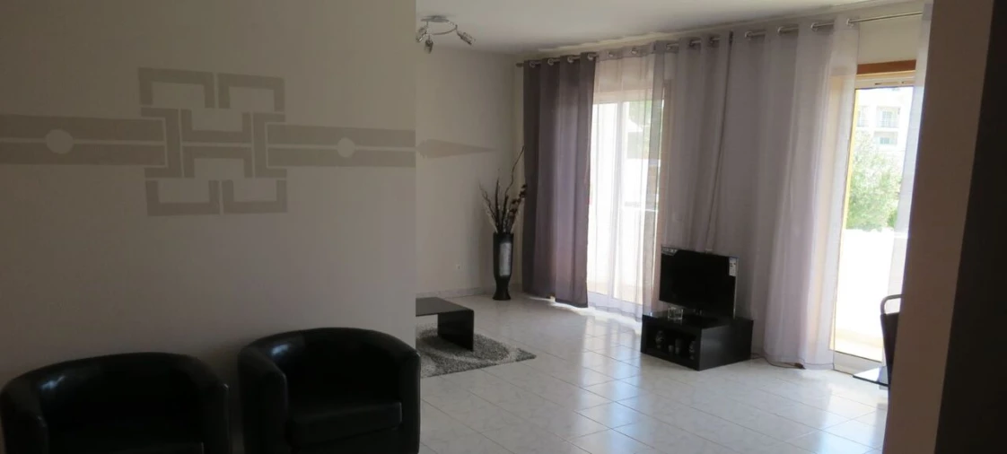 Moradia T9 para Venda em Alvor Foto 21