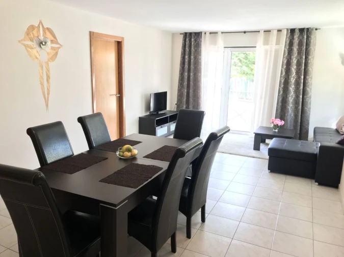 Moradia T9 para Venda em Alvor Foto 5