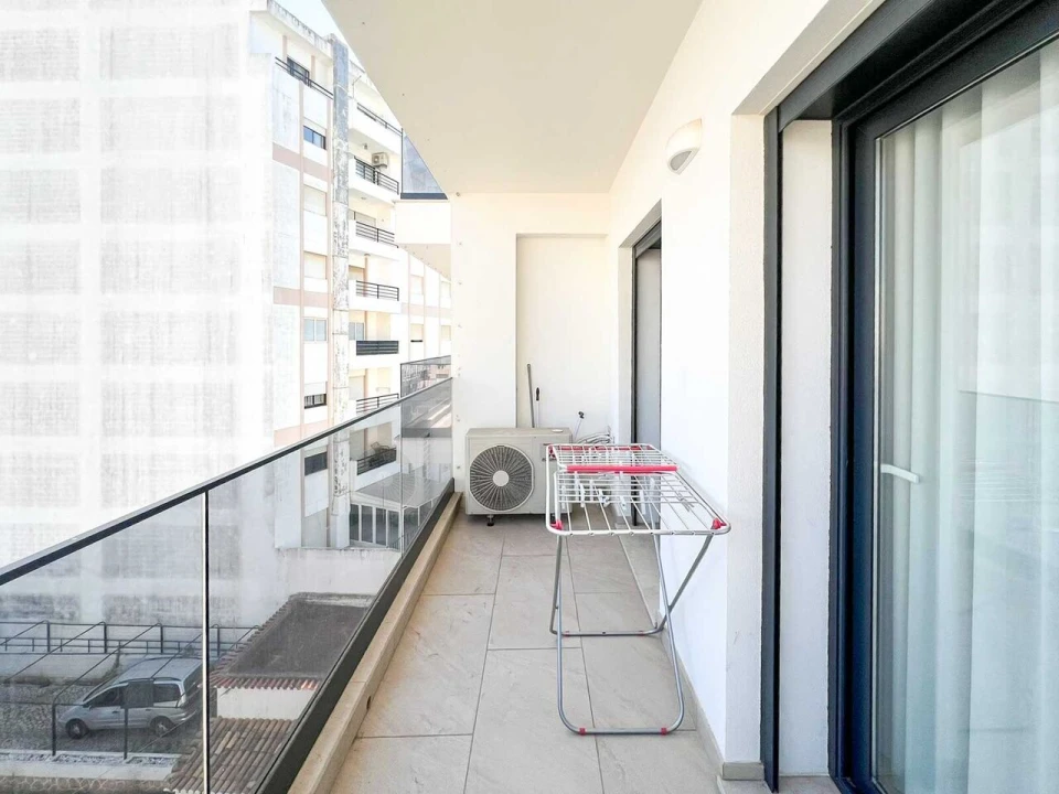 Apartamento T2 para Venda em Portimão Foto 11
