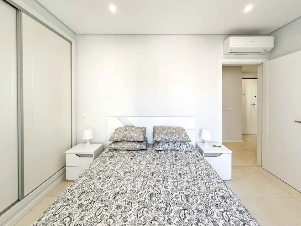 Apartamento T2 para Venda em Portimão Foto 15