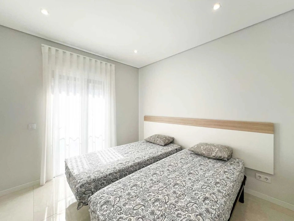Apartamento T2 para Venda em Portimão Foto 21