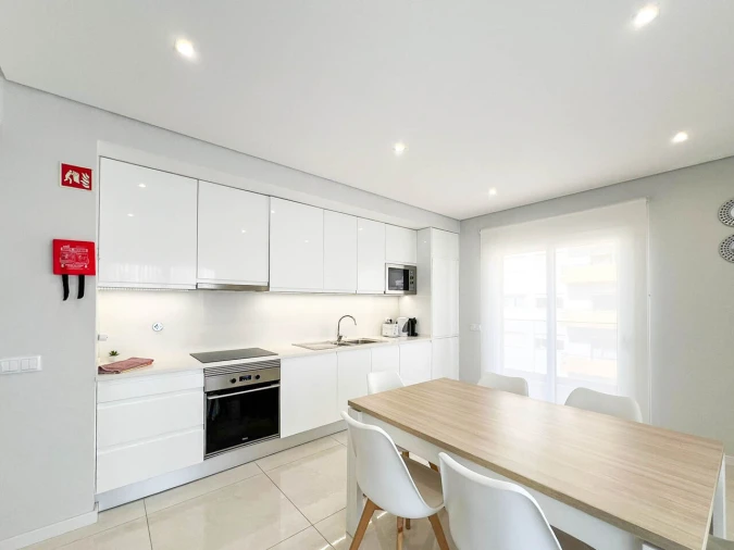 Apartamento T2 para Venda em Portimão Foto 3