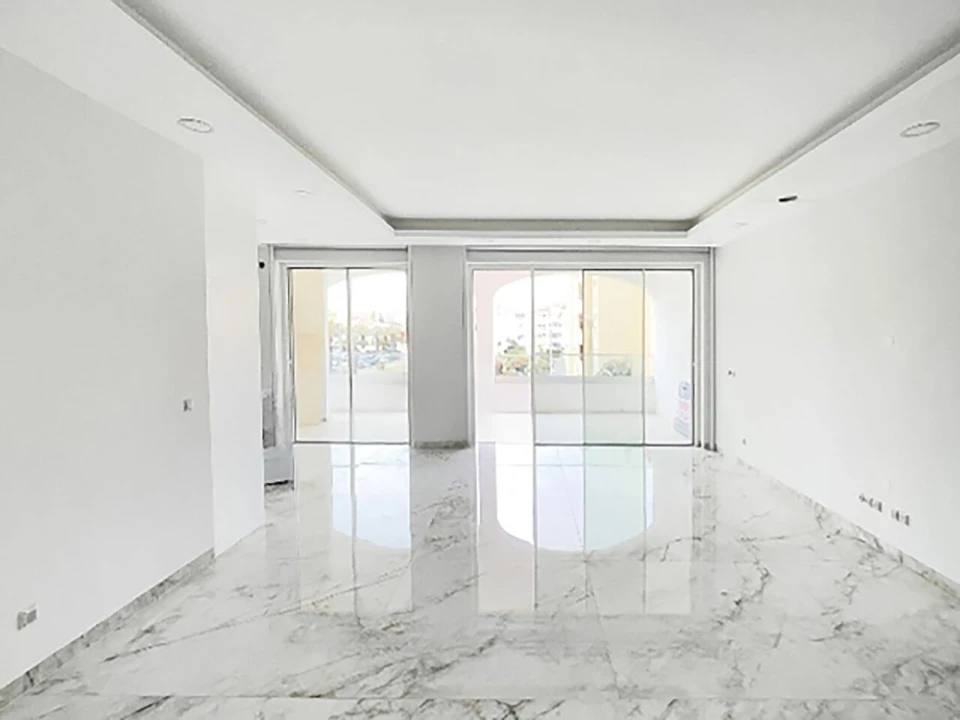 Apartamento T2 para Venda em Lagos (São Sebastião e Santa Maria) Foto 5