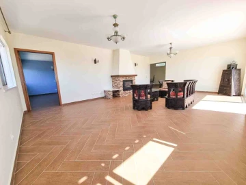 Moradia T4 para Venda em Monchique