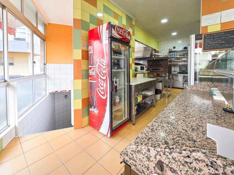 Loja para Venda em Portimão Foto 1