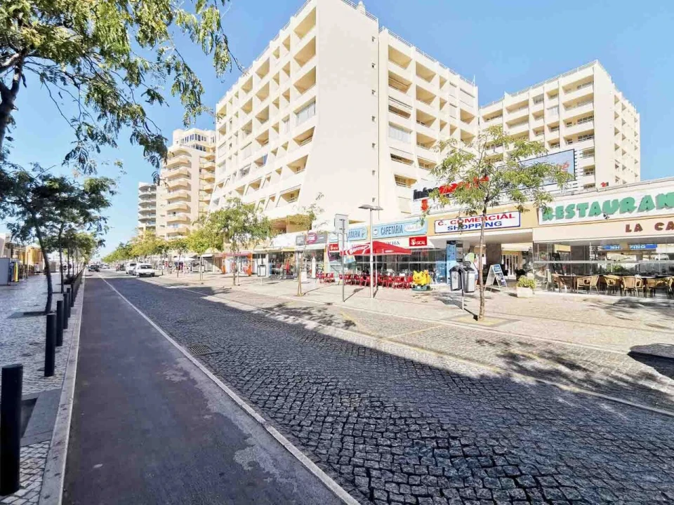 Garagem para Venda em Portimão Foto 7