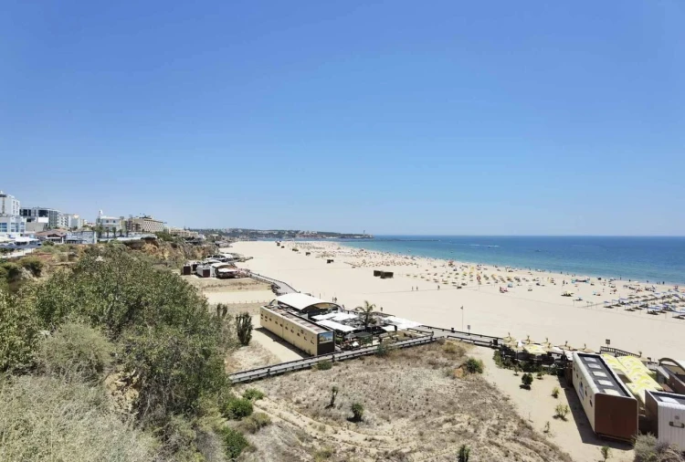 Garagem para Venda em Portimão Foto 9