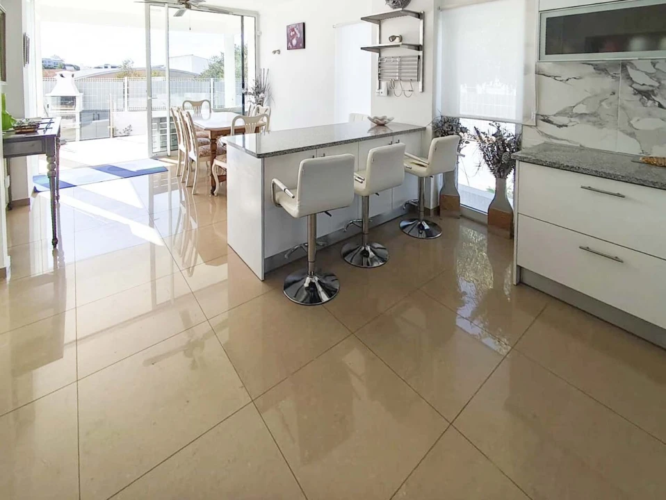 Moradia T5 para Venda em Portimão Foto 10