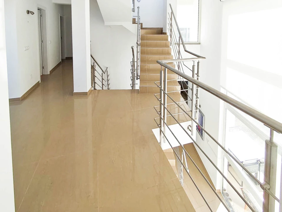Moradia T5 para Venda em Portimão Foto 15