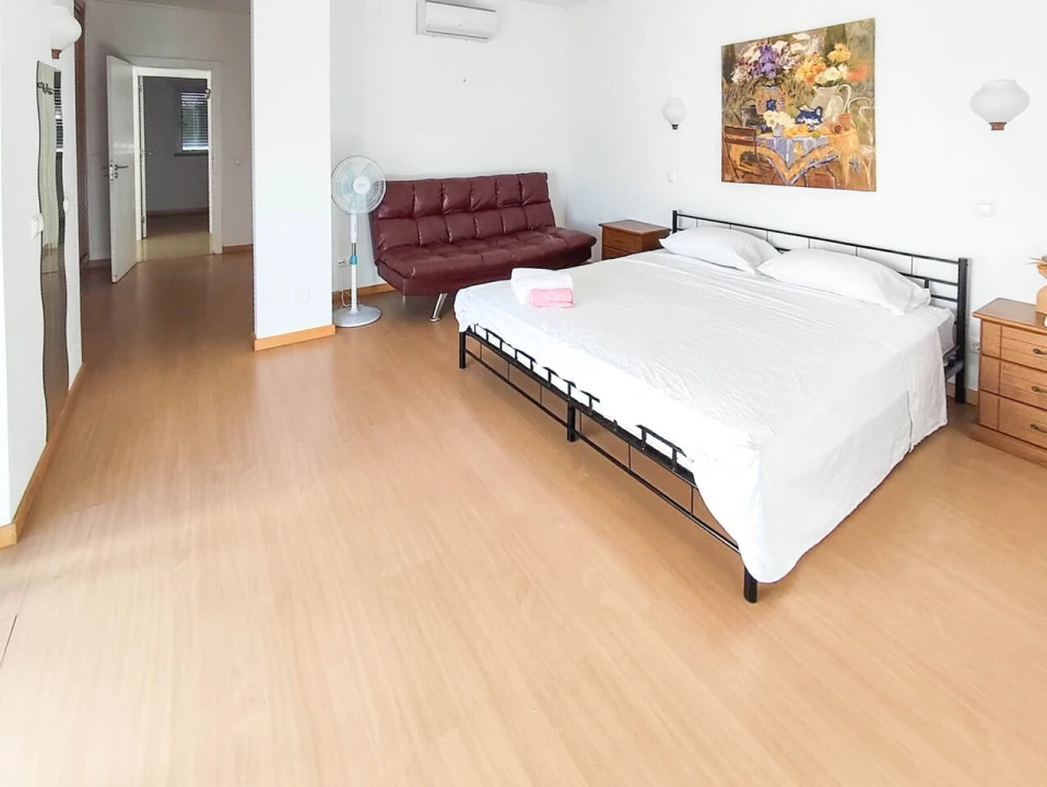 Moradia T5 para Venda em Portimão Foto 23