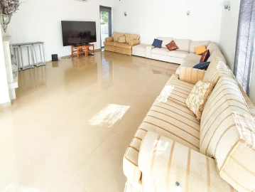 Moradia T5 para Venda em Portimão