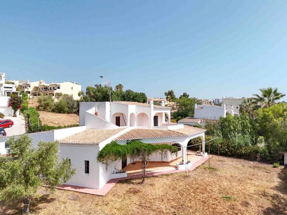 Moradia T3 para Venda em Alvor Foto 4