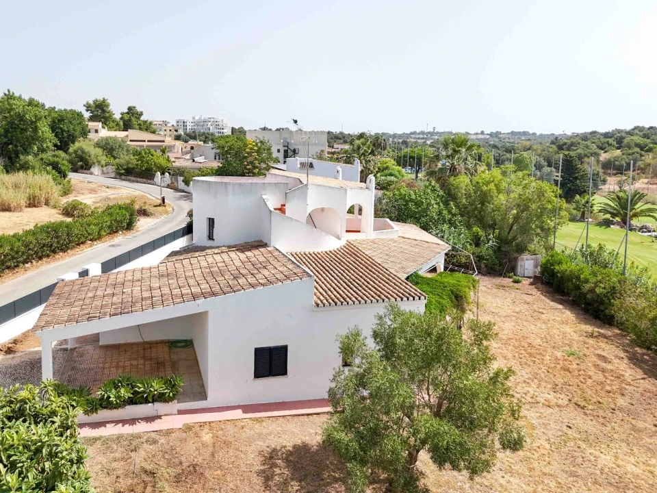 Moradia T3 para Venda em Alvor Foto 8