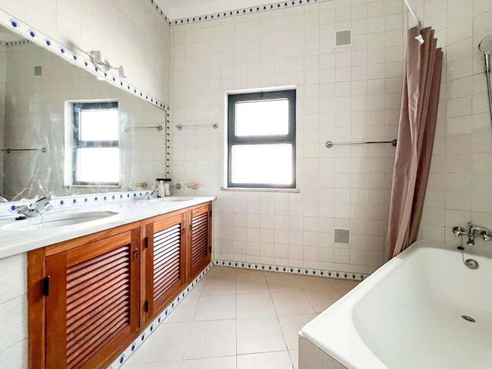 Moradia T3 para Venda em Alvor Foto 33