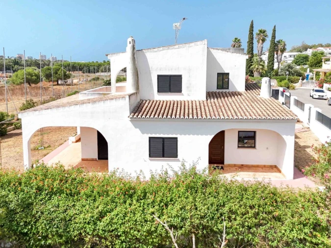 Moradia T3 para Venda em Alvor Foto 5