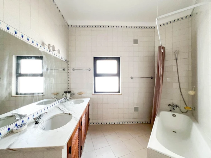 Moradia T3 para Venda em Alvor Foto 31