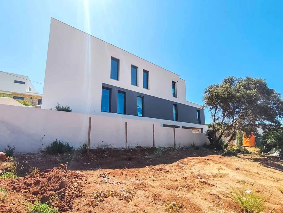 Moradia T3 para Venda em Mexilhoeira Grande Foto 4