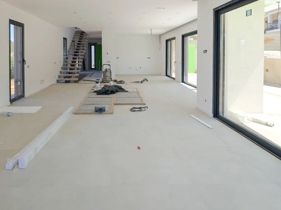 Moradia T3 para Venda em Mexilhoeira Grande Foto 18