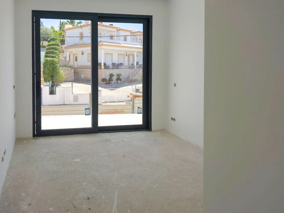 Moradia T3 para Venda em Mexilhoeira Grande Foto 23