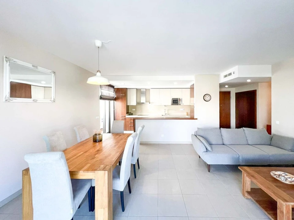 Apartamento T2 para Venda em Portimão Foto 8