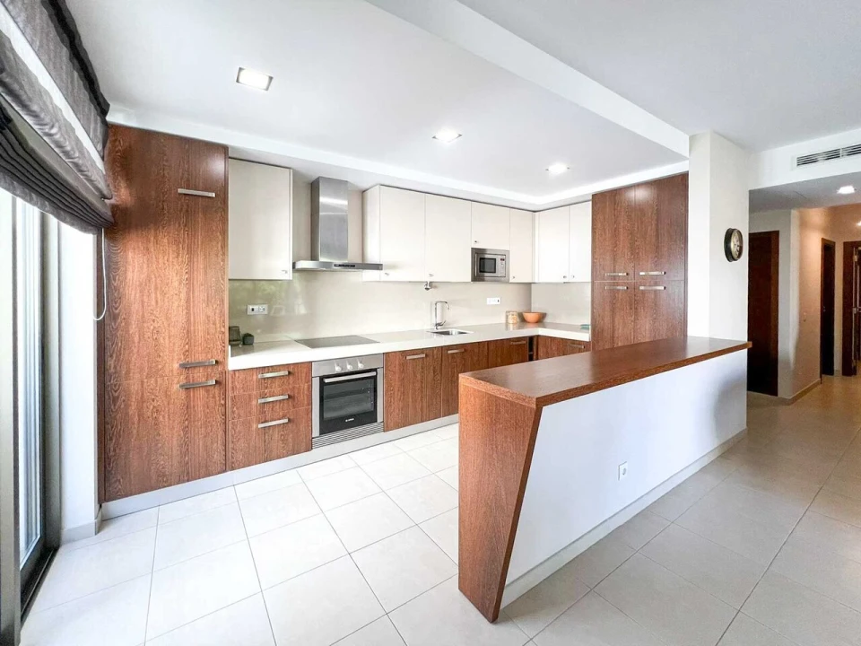 Apartamento T2 para Venda em Portimão Foto 9