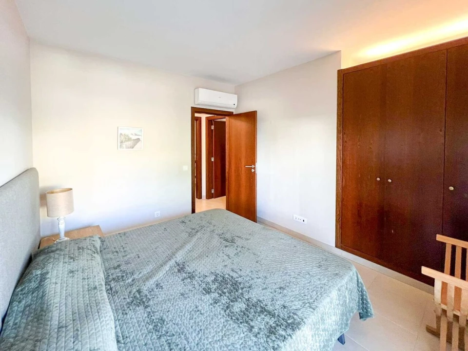 Apartamento T2 para Venda em Portimão Foto 23