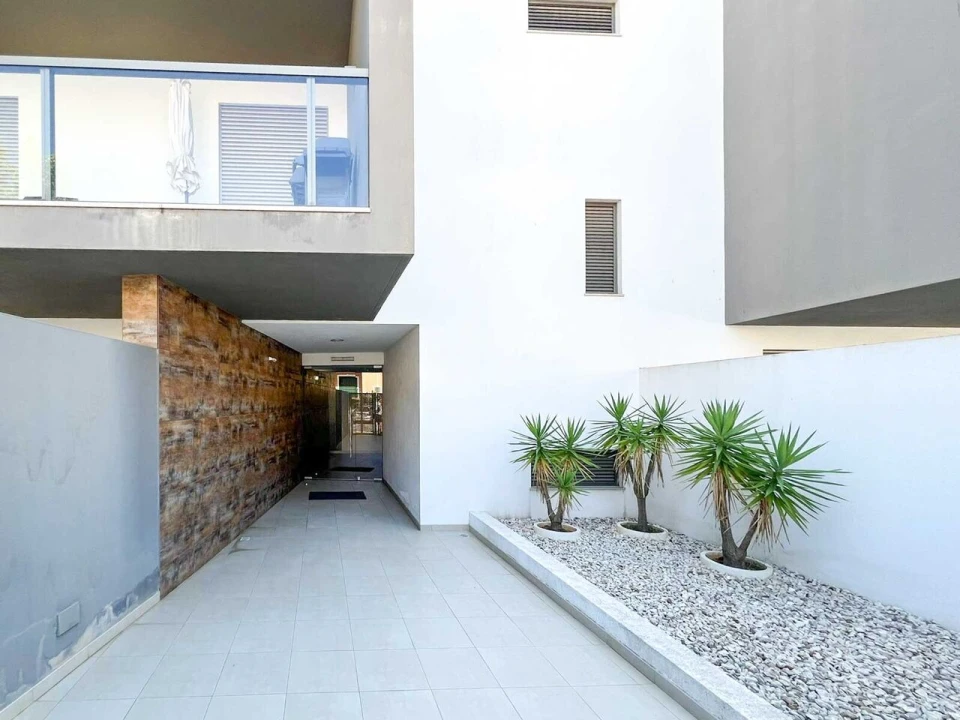 Apartamento T2 para Venda em Portimão Foto 35