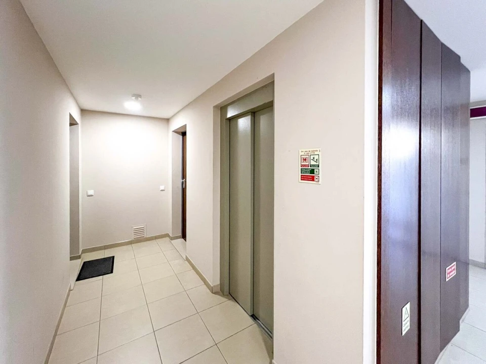 Apartamento T2 para Venda em Portimão Foto 36