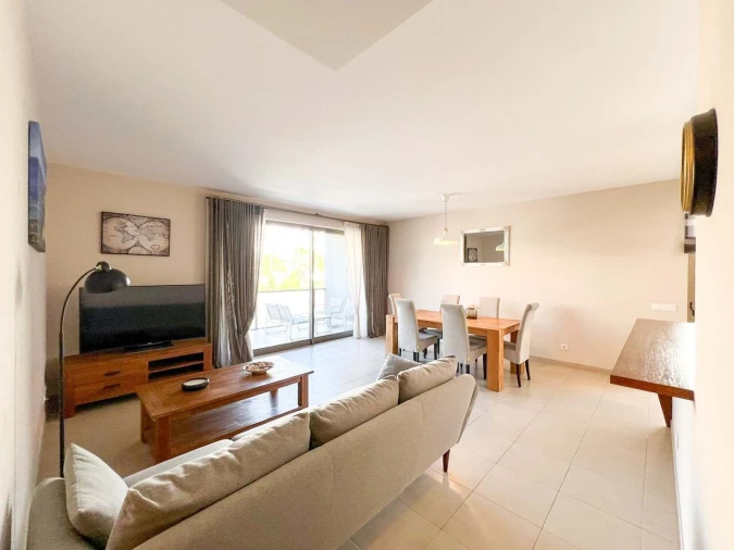 Apartamento T2 para Venda em Portimão Foto 11