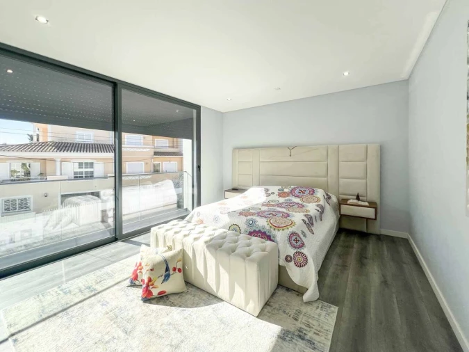 Moradia T4 para Venda em Portimão Foto 31