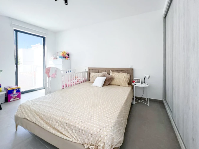 Apartamento T1 para Venda em Portimão Foto 6