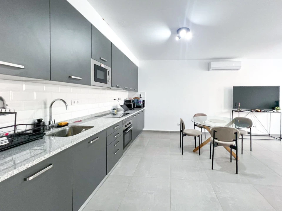 Apartamento T1 para Venda em Portimão Foto 5